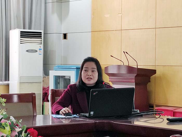 色情av
举办《从疫情防控看制度优势》专题教育报告2.jpg