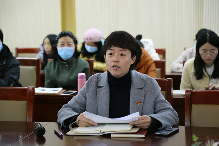 色情av
召开从严从实做好师生疫情防控工作推进会2.JPG